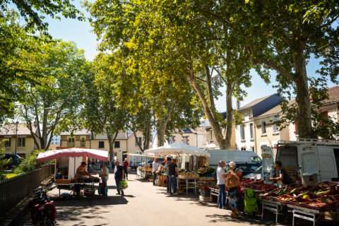 marche dans une rue