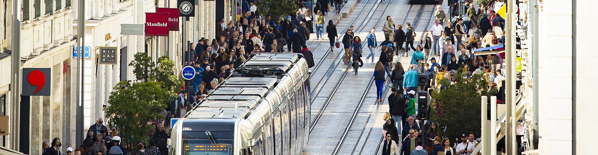 tramway rue nationale